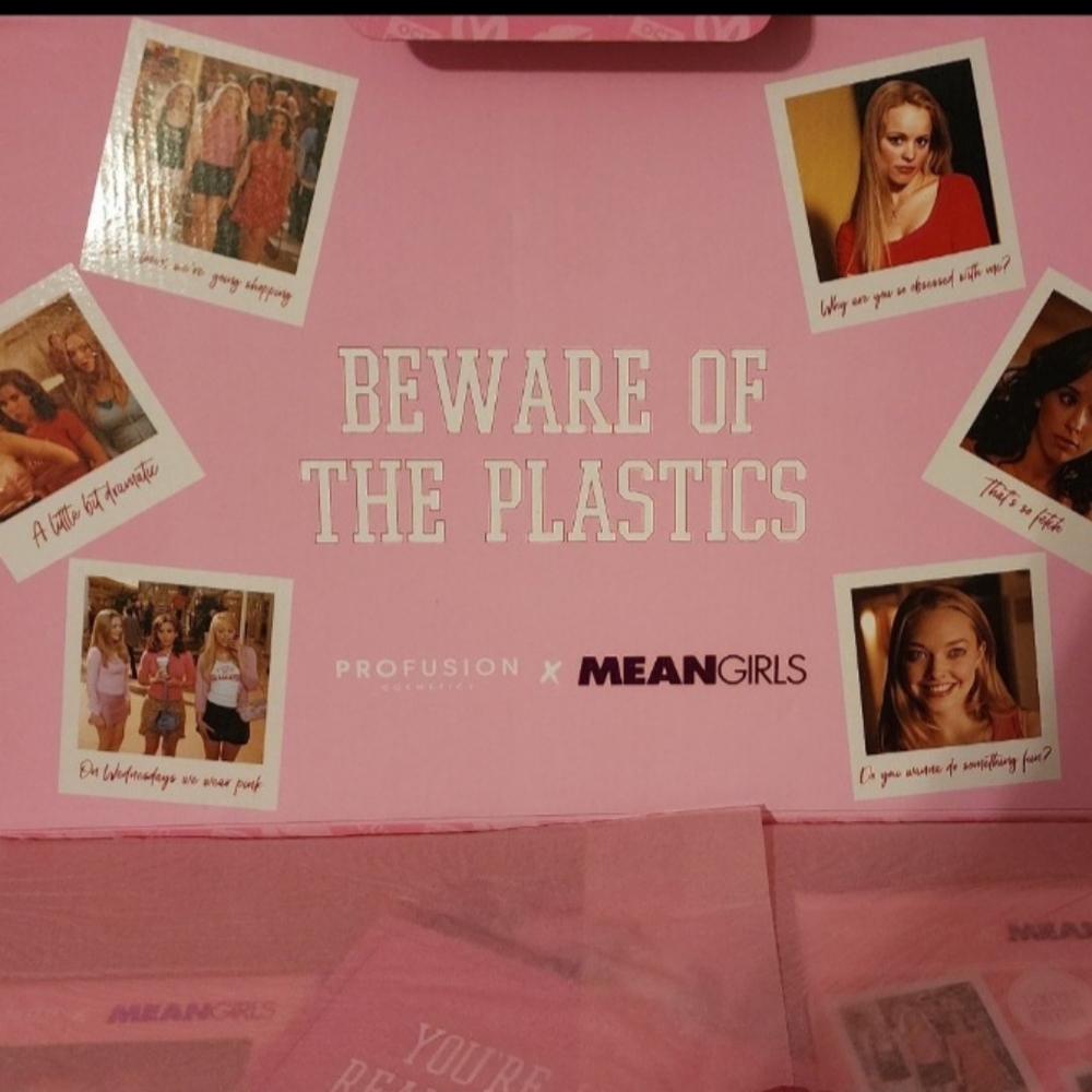 Mean Girls Profusion X Makeup - Picture 2 of 9